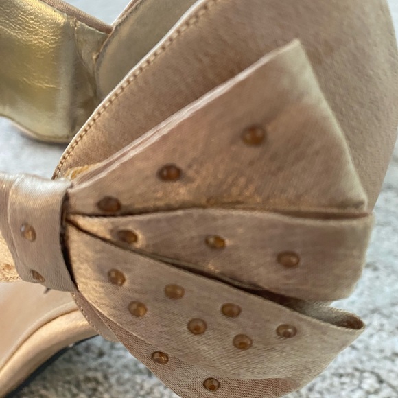 Shoes - Picture 8 of 12